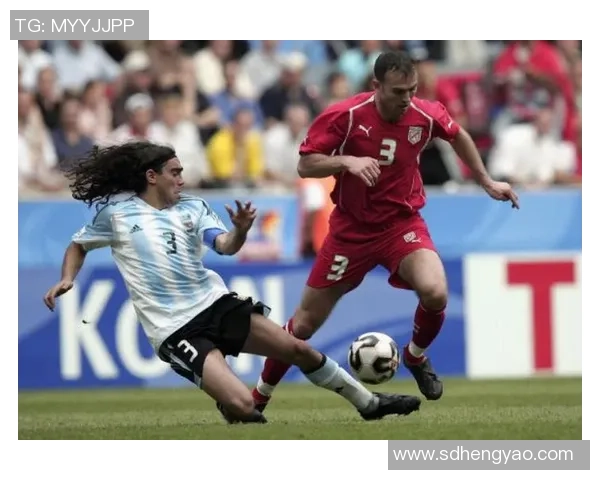 十位早早退役的足球传奇人物回顾与解析